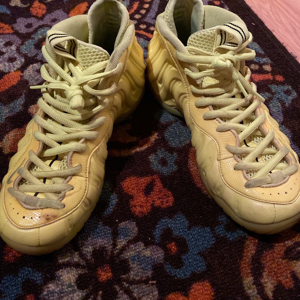 Nike Air Foamposite Pro “Volt”